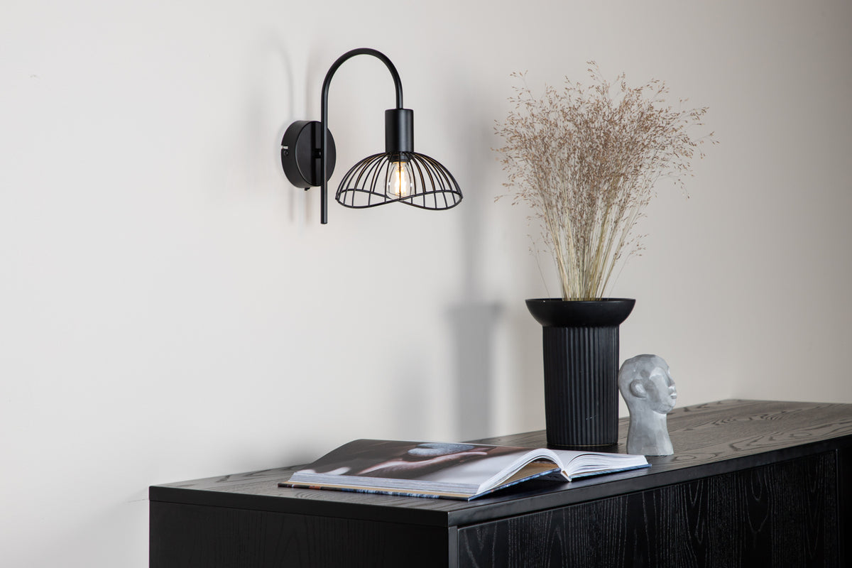 Venture Design Elsa Vägglampor Svart