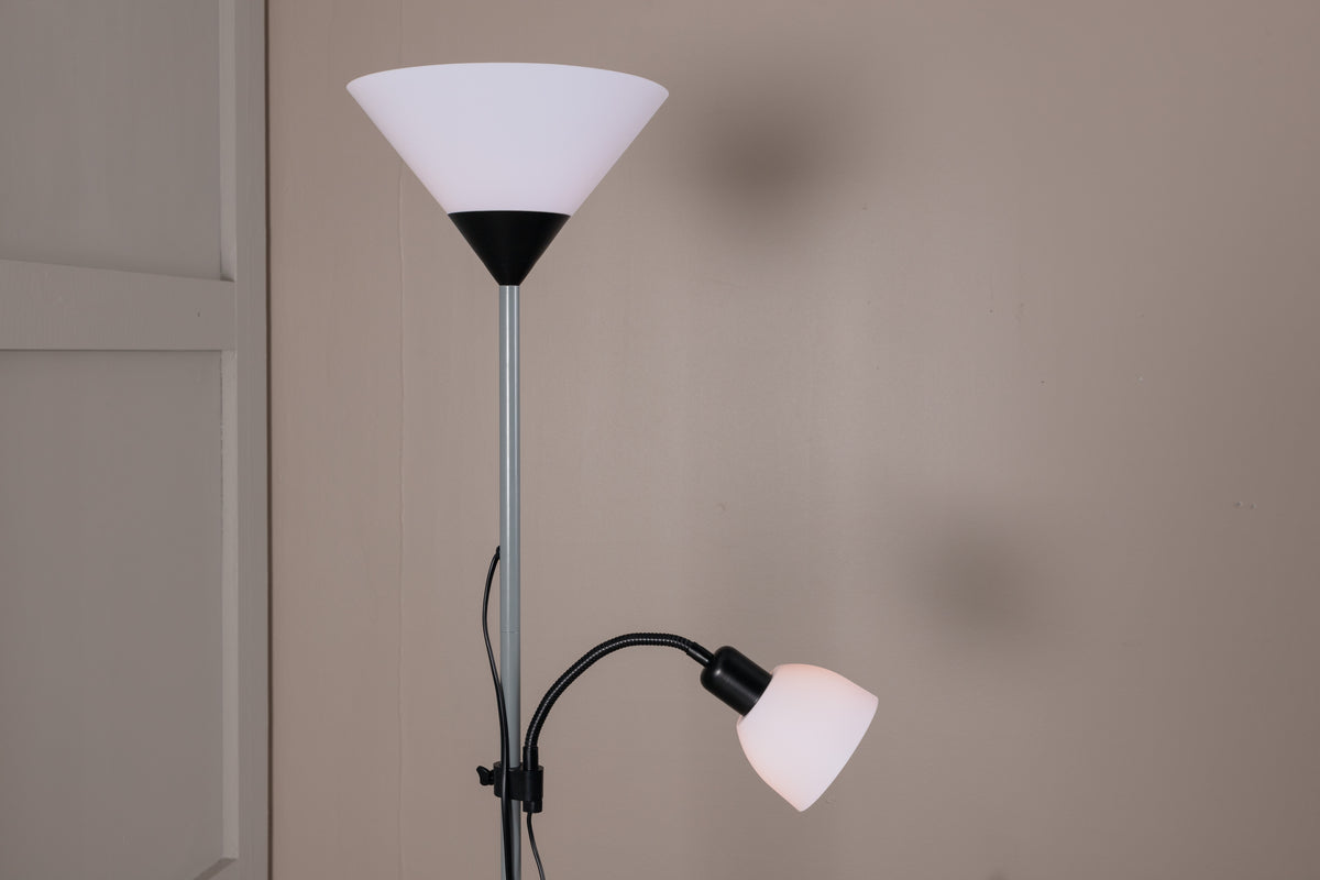 Venture Design Bagasi Golvlampor Ljusgrå