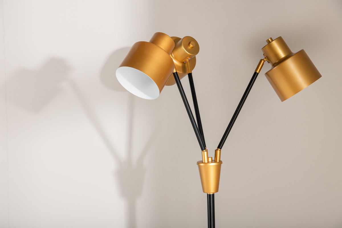 Venture Design Vifta Golvlampor Svart