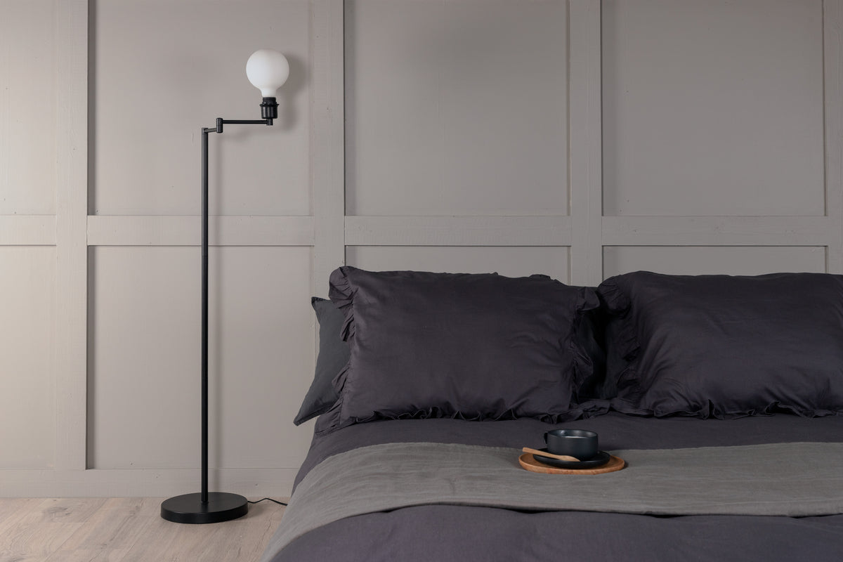 Venture Design Virro Golvlampor Svart