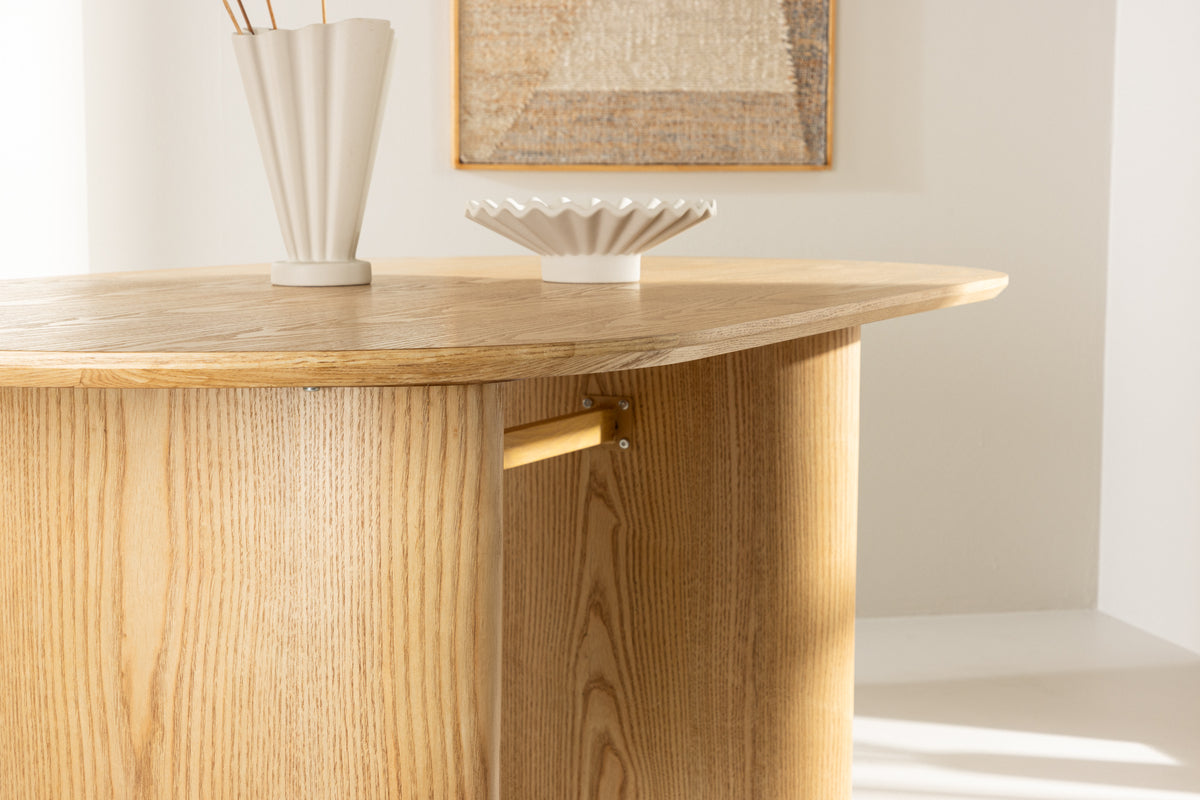Venture Design Isolde Ovala Matbord 180 x 90 Natur