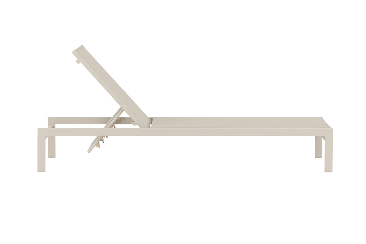 Venture Design Copacabana Solstolar