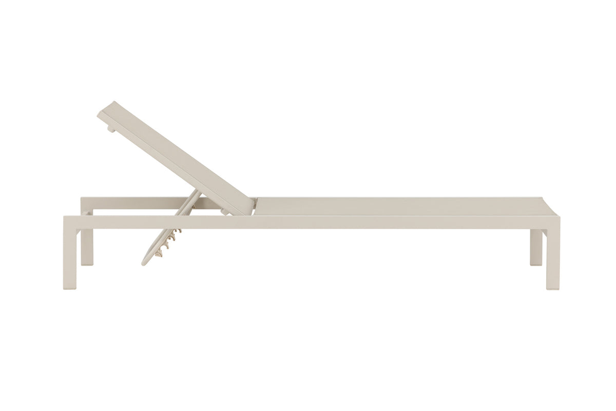 Venture Design Copacabana Solstolar