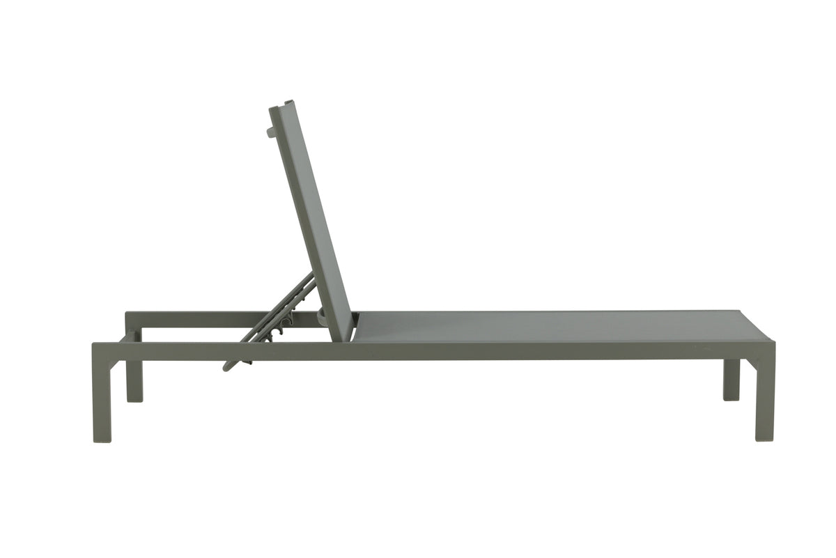 Venture Design Copacabana Solstolar