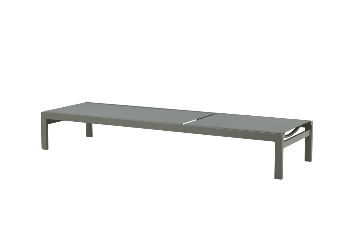Venture Design Copacabana Solstolar