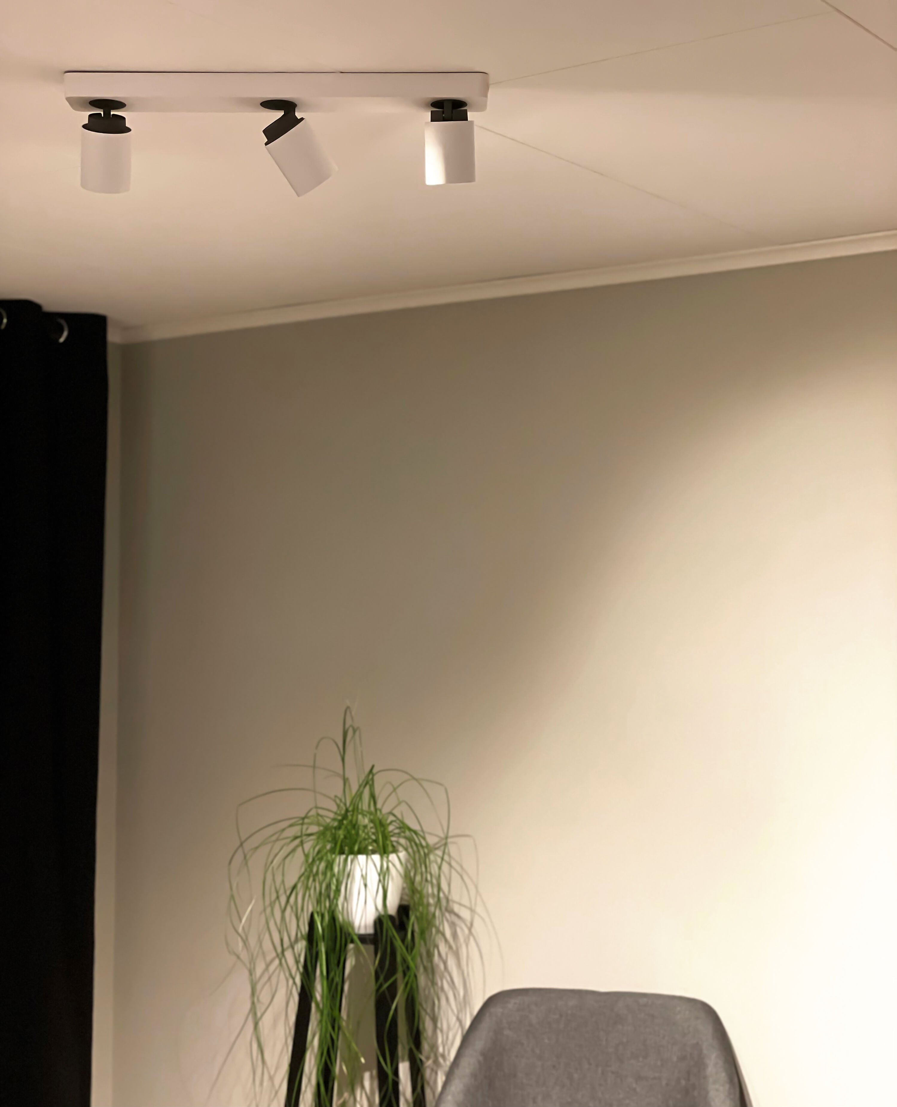 Aneta Home ROLLO takspot rak