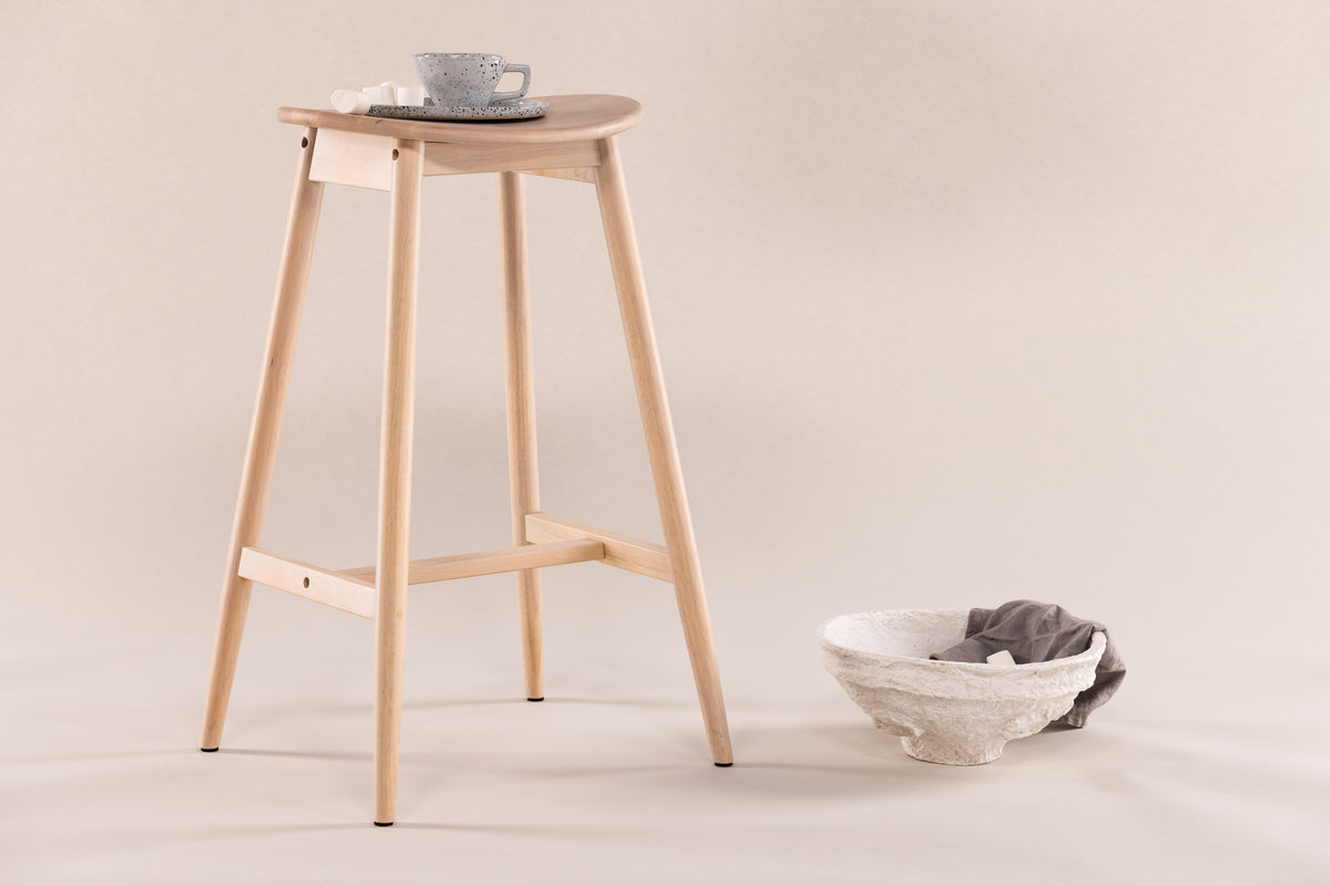 Venture Design Orust Barstolar Vitputsad