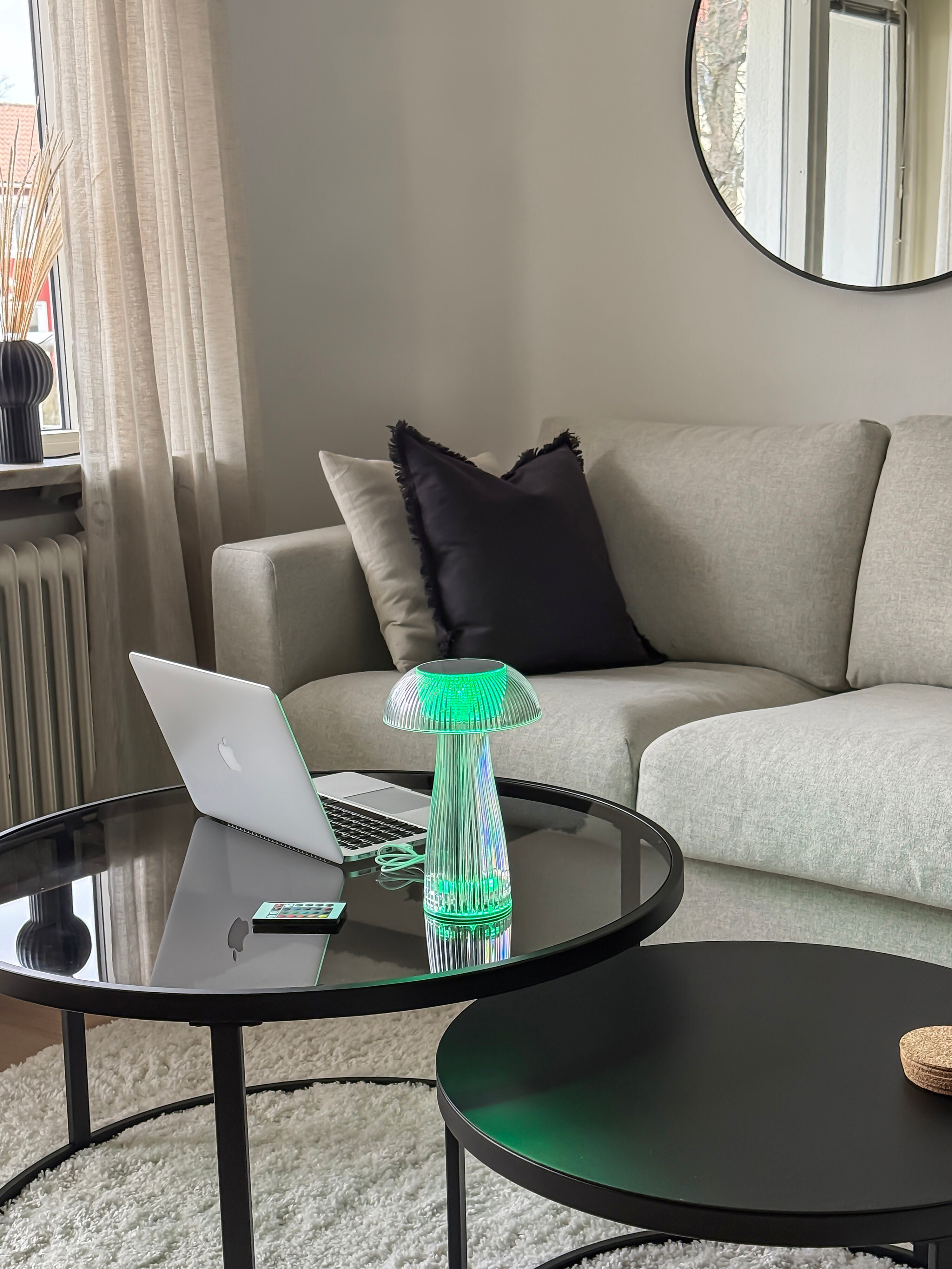 Aneta Home FUNGI laddbar bordslampa