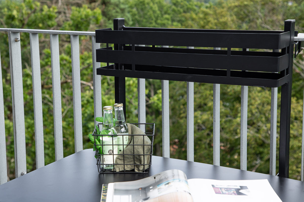 Venture Design Borneo Cafebord 77 x 57 Svart