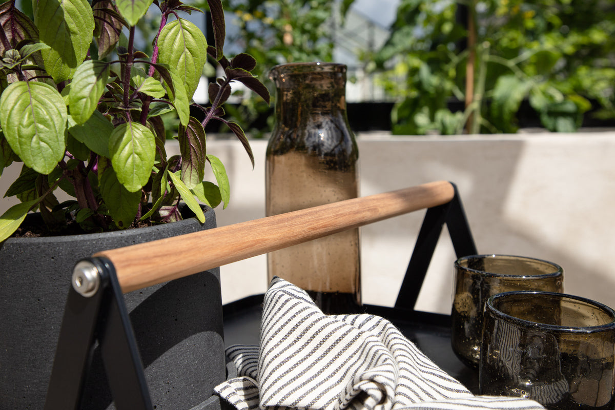 Venture Design Clarin Sidobord 43 x 43 Svart