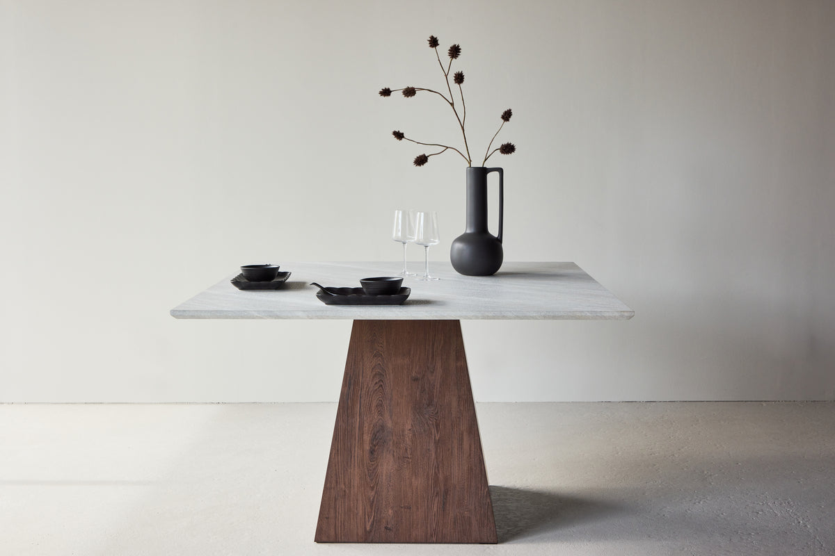 Venture Design Cael Rektangulära Matbord 120 x 120 Ljusgrå