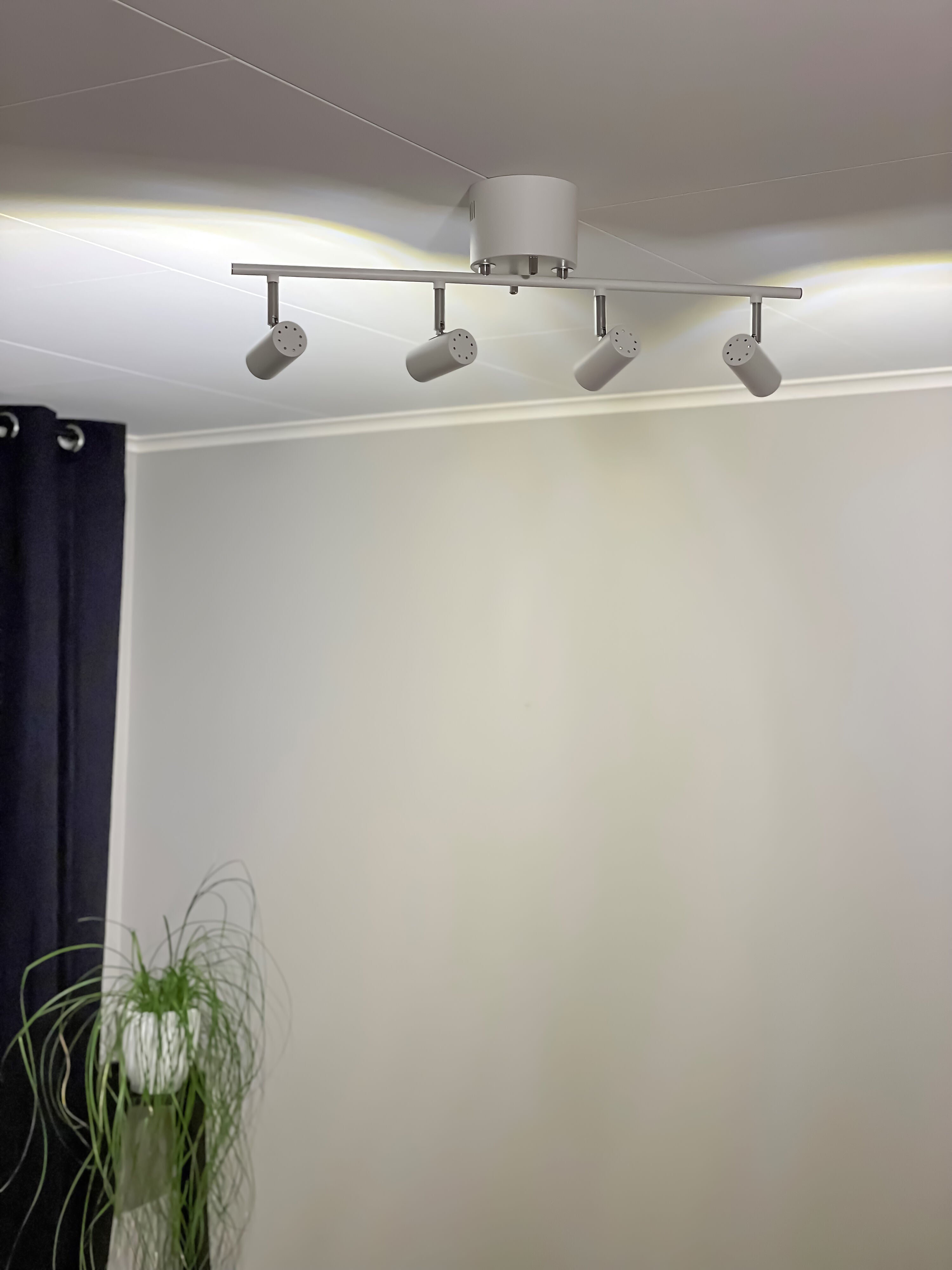 Aneta Home GUSTO takspot 4:a rak