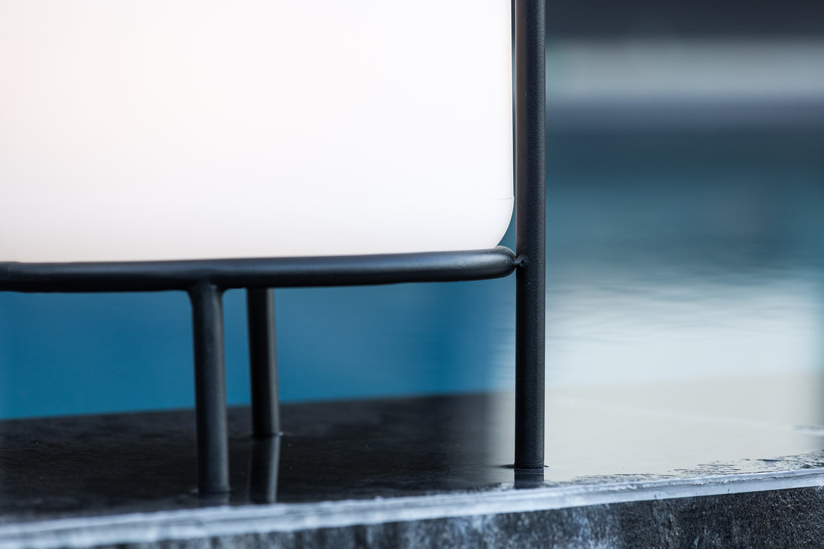 Venture Design Colie Bordslampor