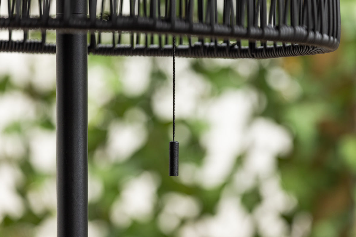 Venture Design Mabis Golvlampor