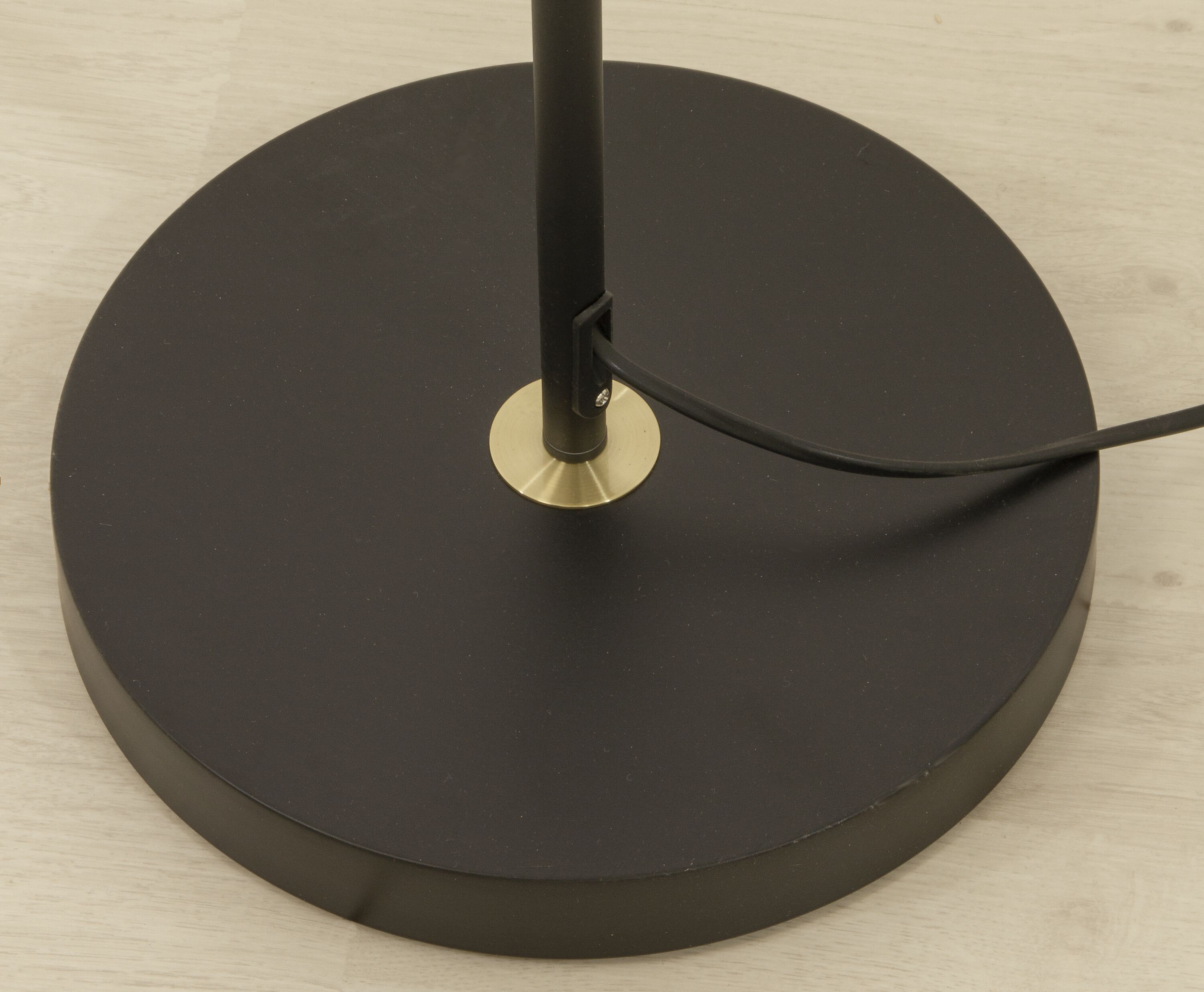 Aneta Home BOW golvlampa 1-arm