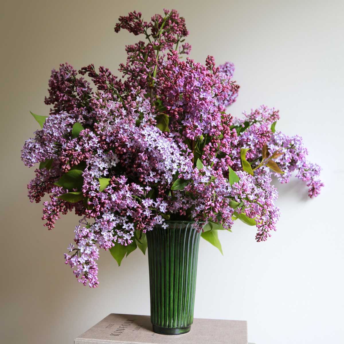 Daisy Vase Emerald Green