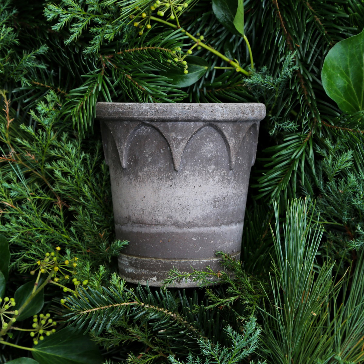 Elizabeth Pot RAW Grey