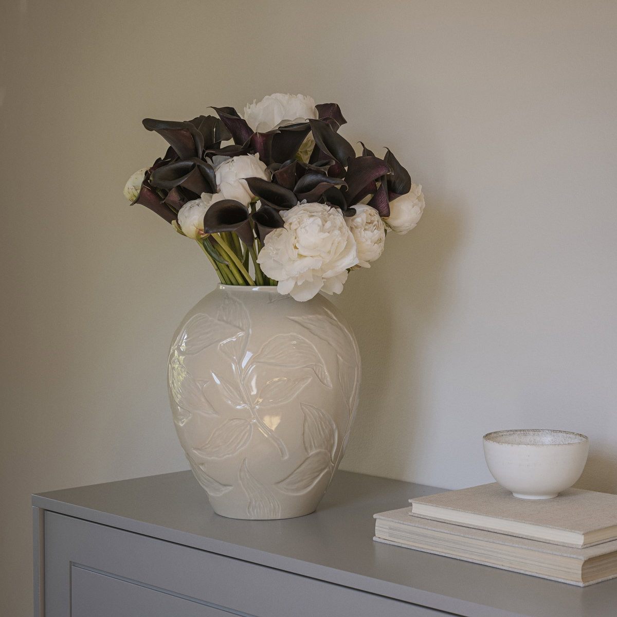 Florita Vase Sandstone