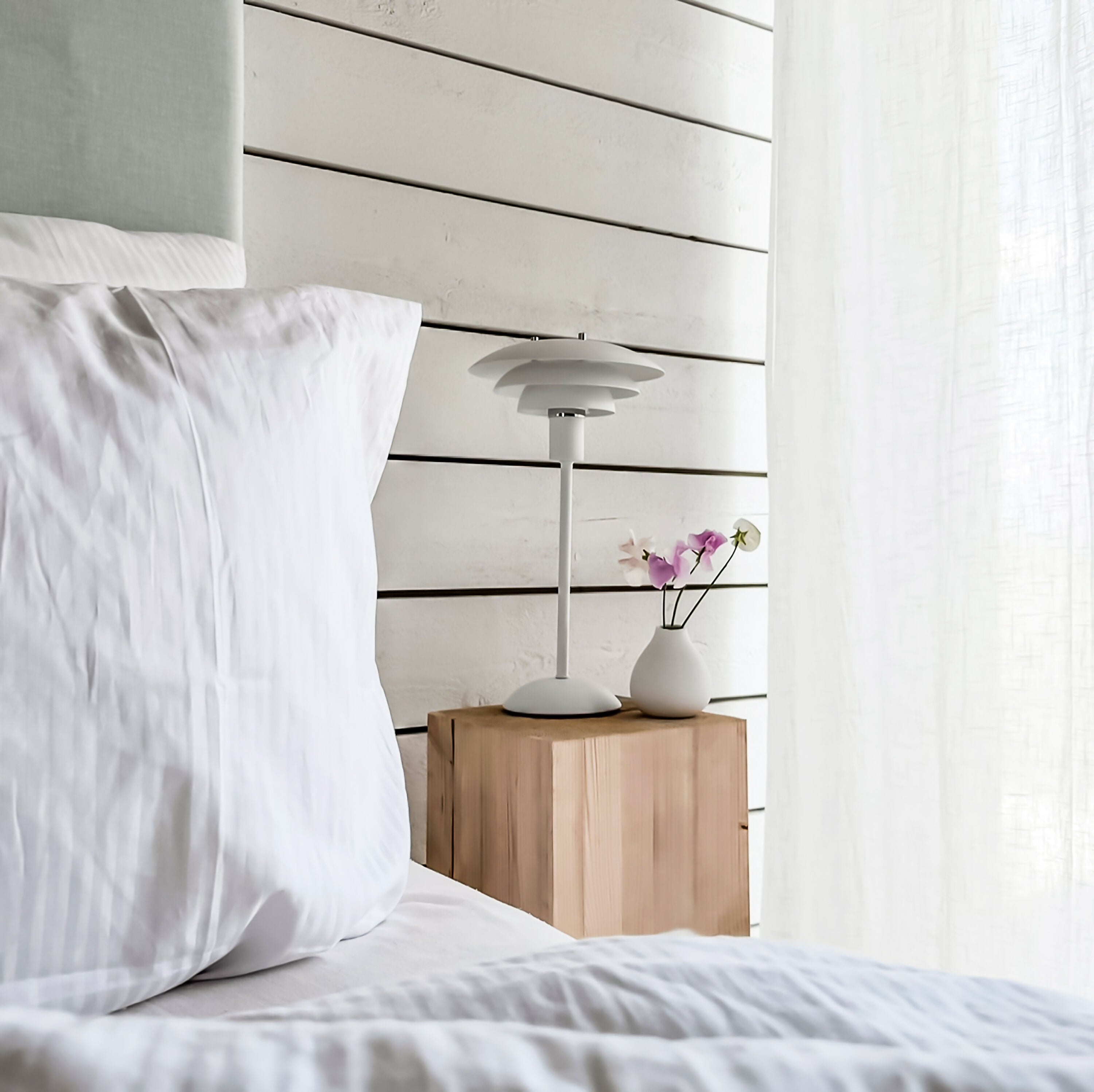 Aneta Home EPSILON bordslampa