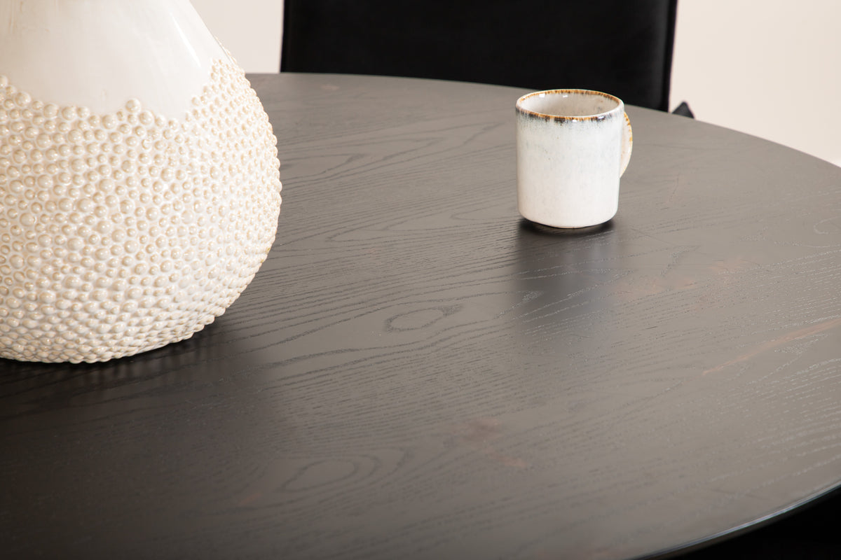Venture Design Petra & Dipp Matstolar Svart + Runda Matbord ⌀115 Svart
