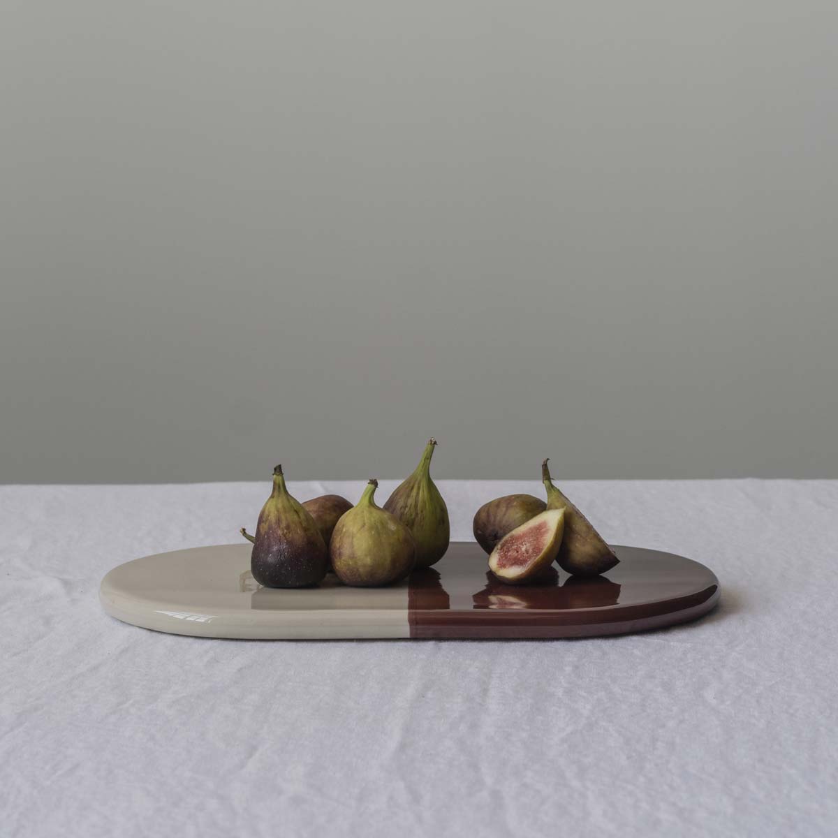 Nuna Botanical Board Capsule Deep Burgundy Sandstone