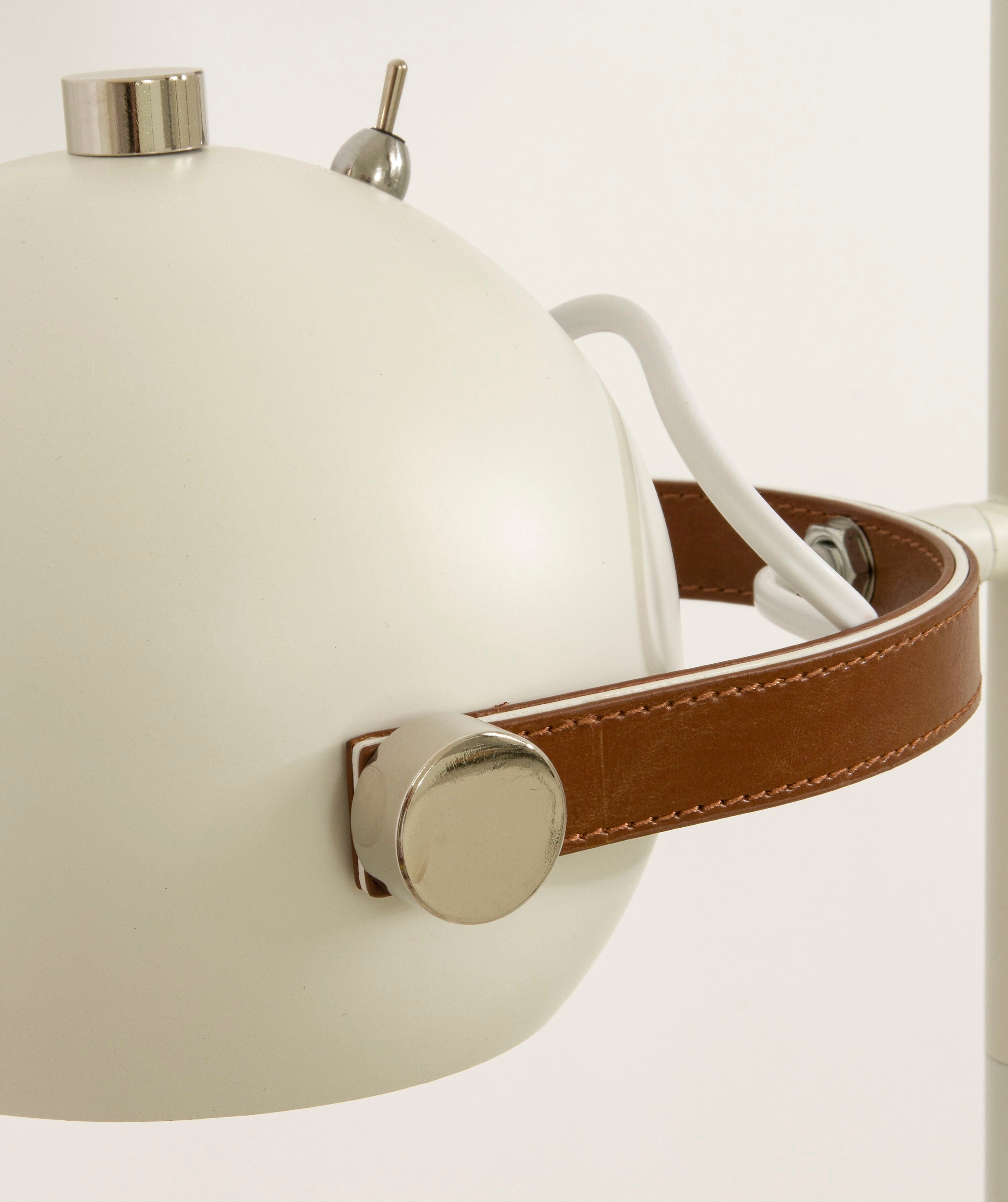 Aneta Home BOW golvlampa 1-arm