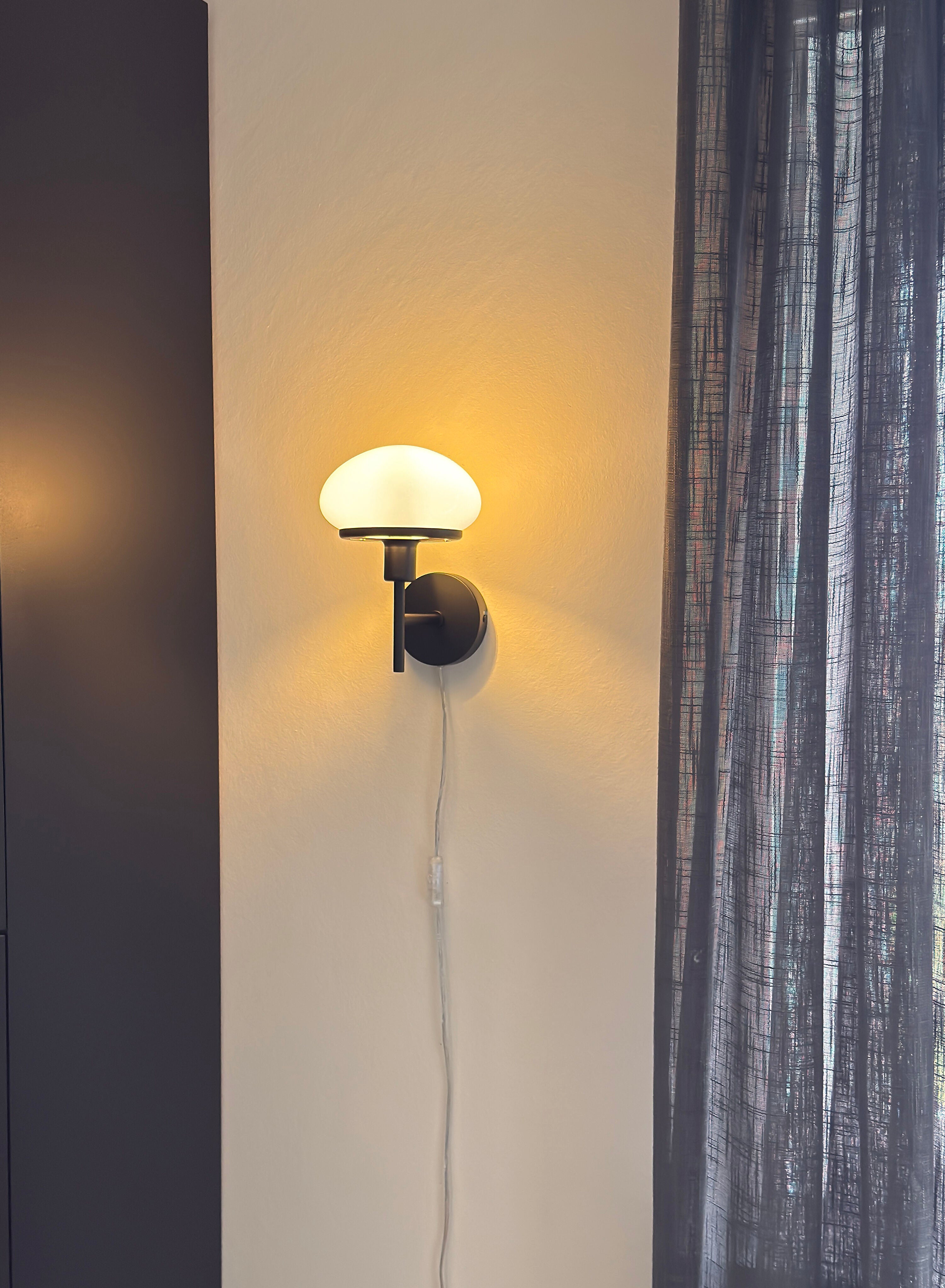 Aneta Home NEW AUGUST vägglampa