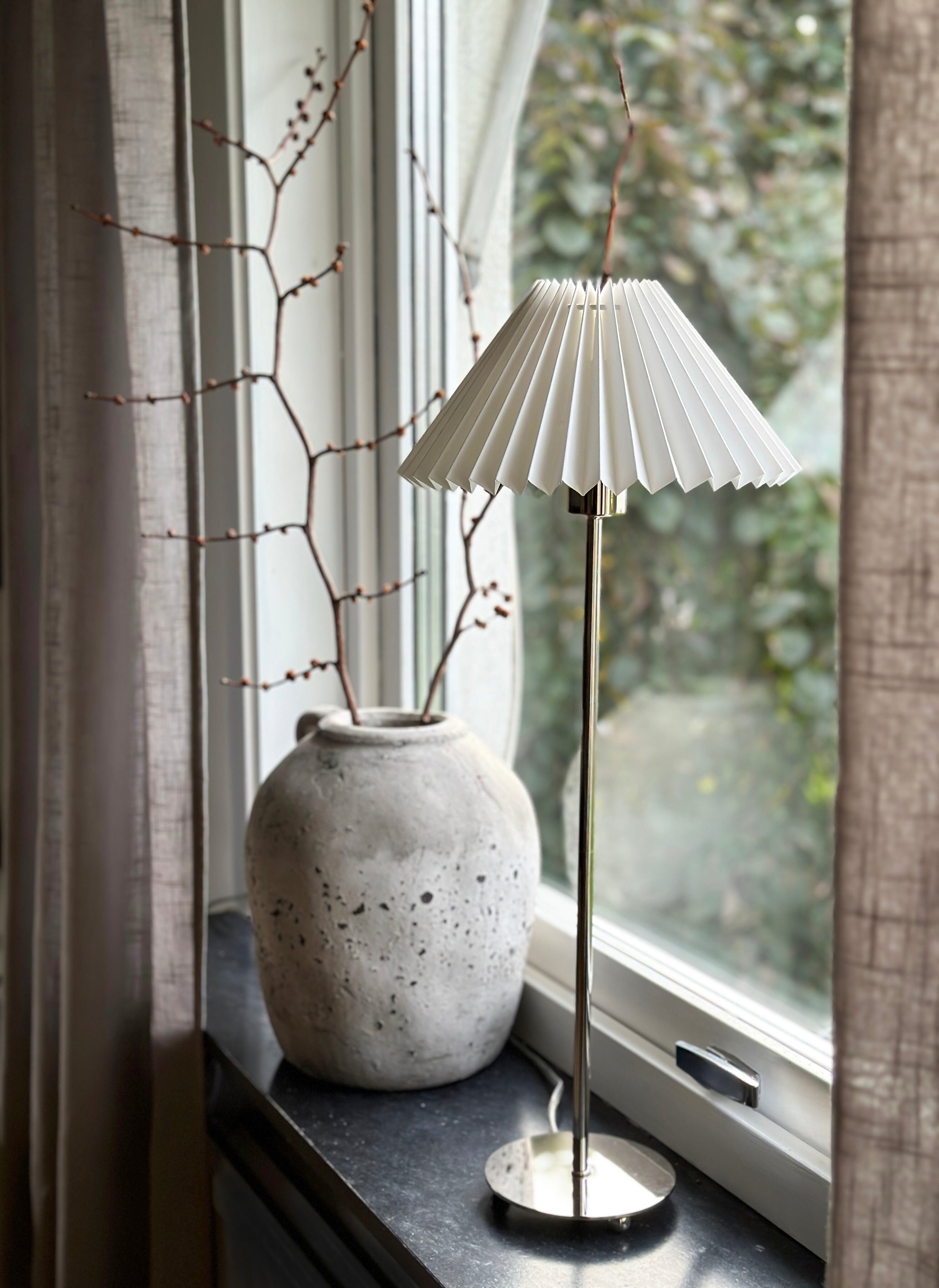 Aneta Home ESTER bordslampa hög