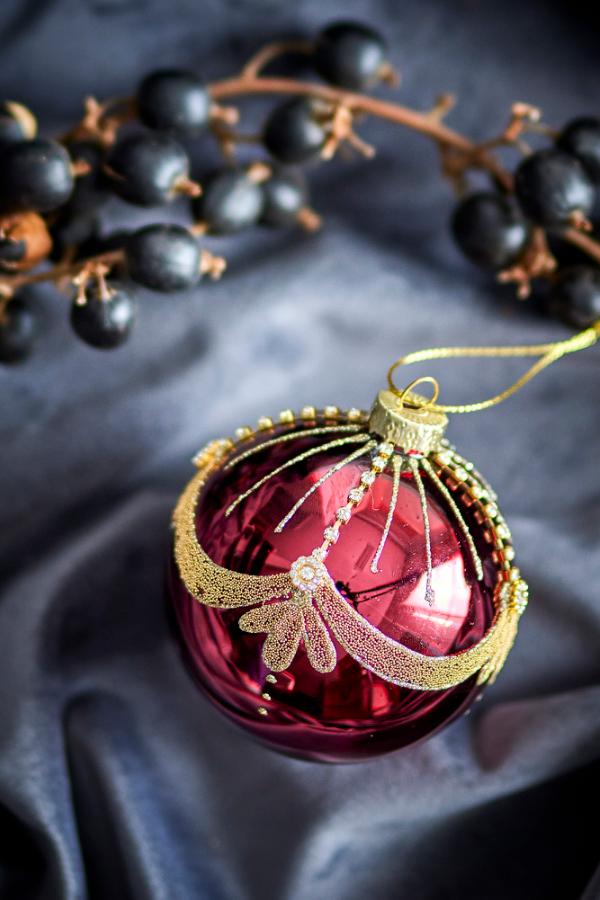 Bloomingville Suman Ornament, Red, Glass