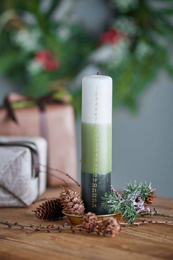 Bloomingville Dip Dye Candle, Green, Paraffin