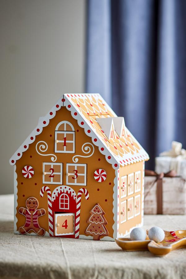 Bloomingville Ginnie Calendar, Brown, MDF