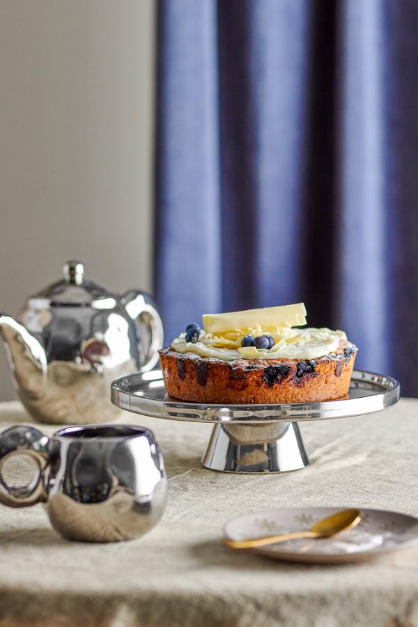 Bloomingville Shine Cake Tray, Silver, Stoneware