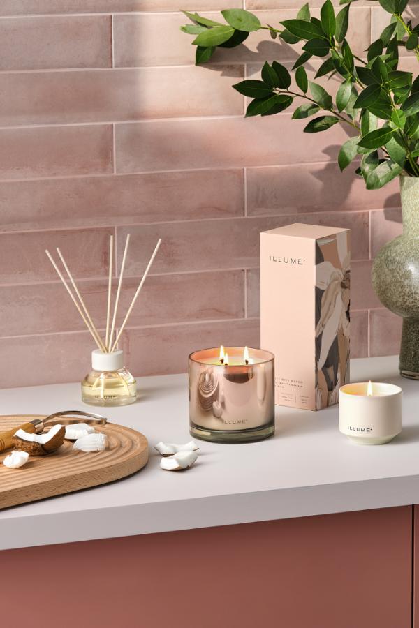Illume Coconut Milk Mango Statement Glass Candle, Rose,