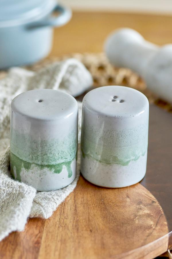 Bloomingville Paula Salt & Pepper Shaker Set, Green, Stoneware