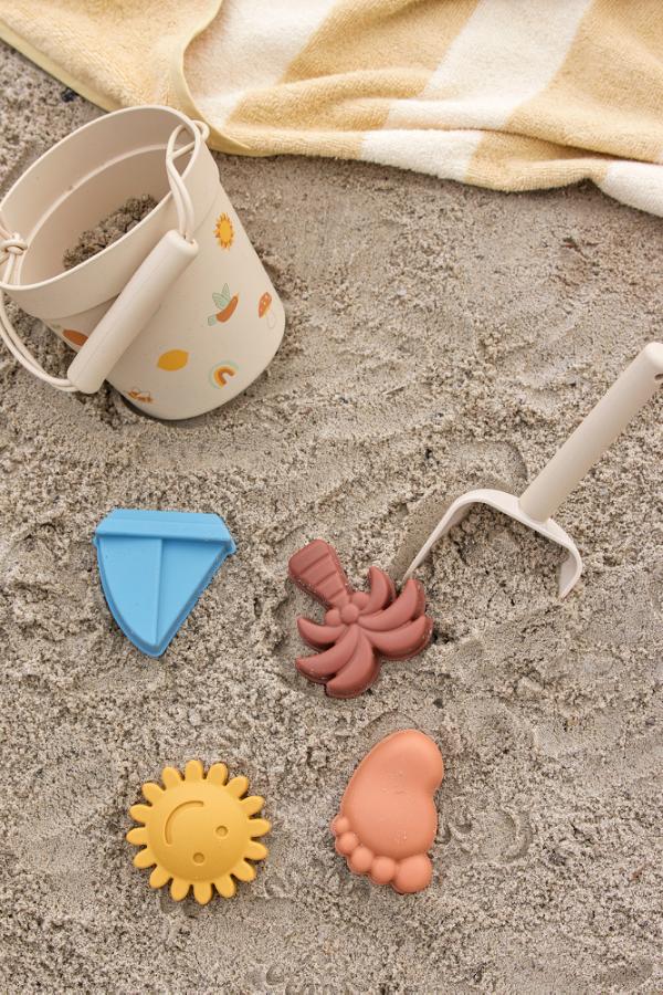 Bloomingville Mini Agnes Beach & Sand Toy, Multi, Silicone