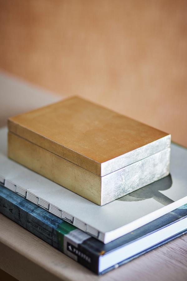 Bloomingville Nenon Box w/Lid, Gold, FSC®100%, MDF