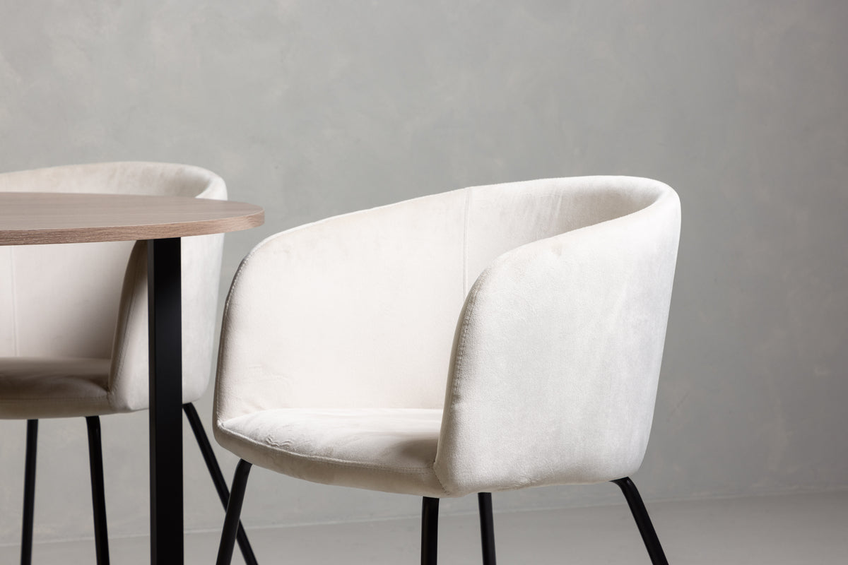 Venture Design Berit & Durango Matstolar Beige + Runda Matbord ⌀120 Valnöt