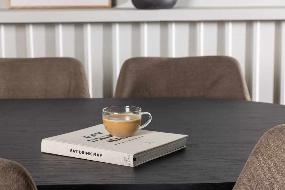 Venture Design Bootcut & Tomorrow Ovala Matbord 230 x 115 Svart + Matstolar 2-pack Brun