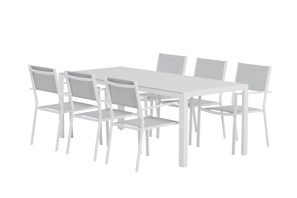Venture Design Copacabana & Break