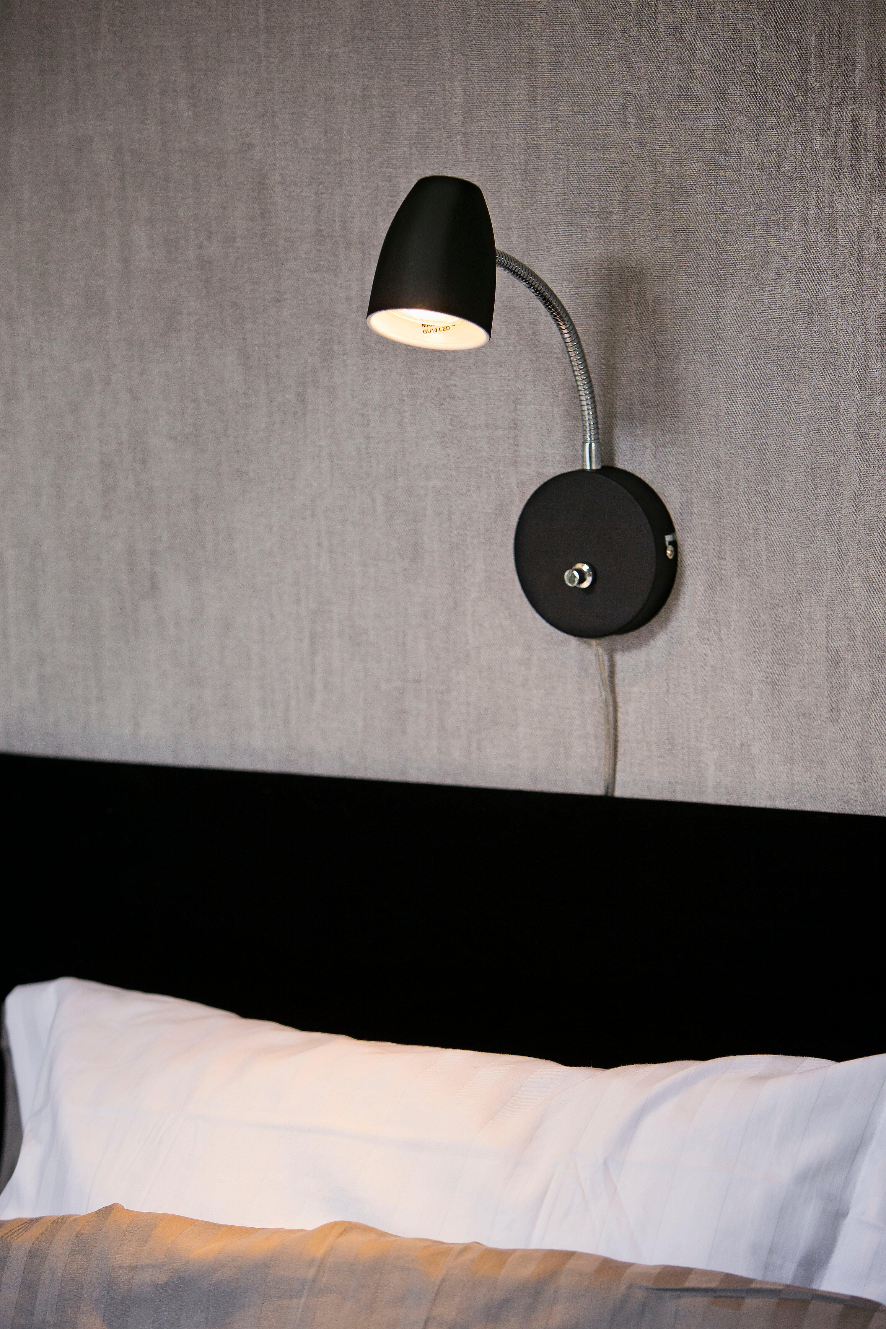 Aneta Home SANDNES vägglampa
