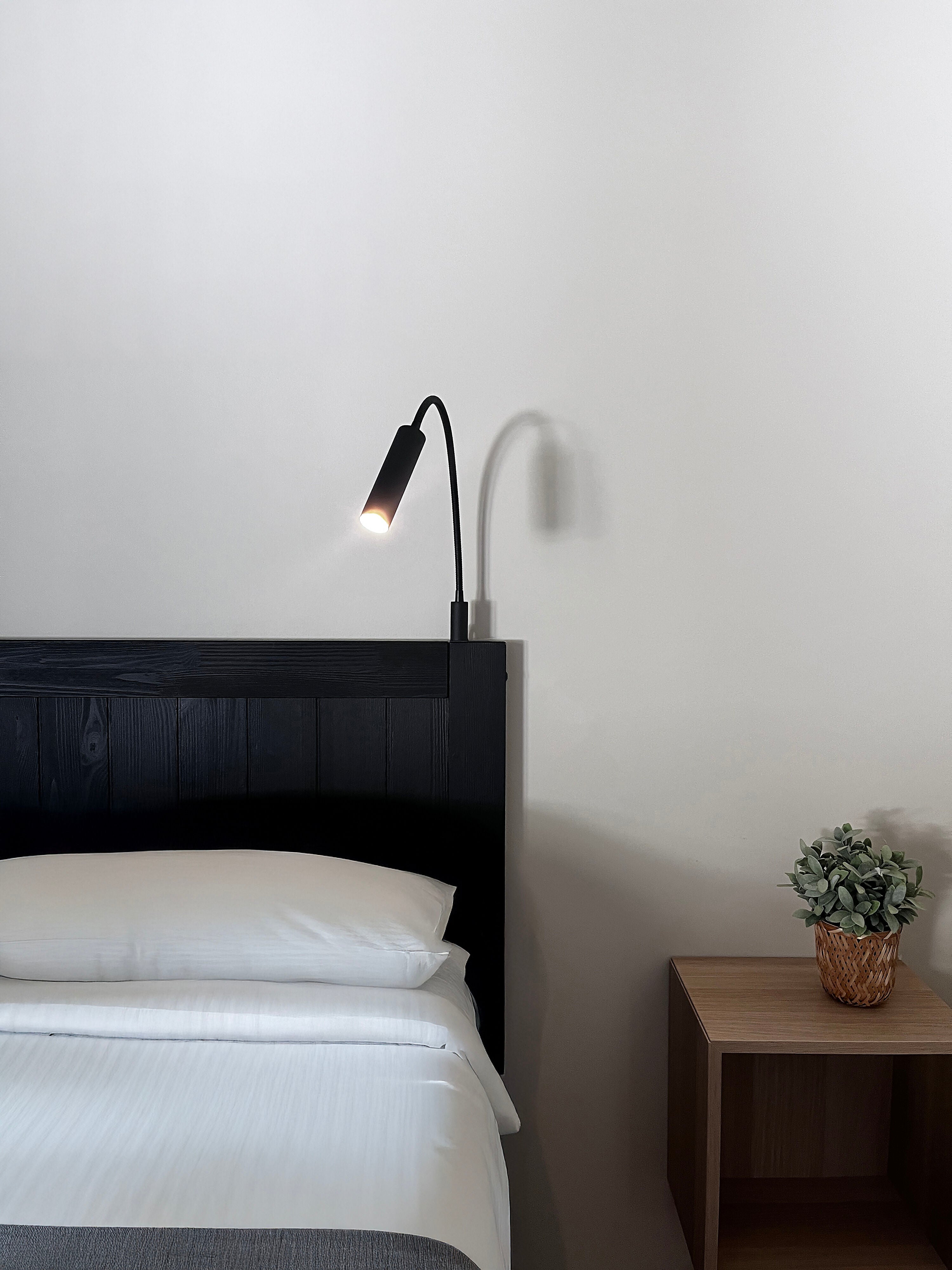 Aneta Home ARTIC sänglampa