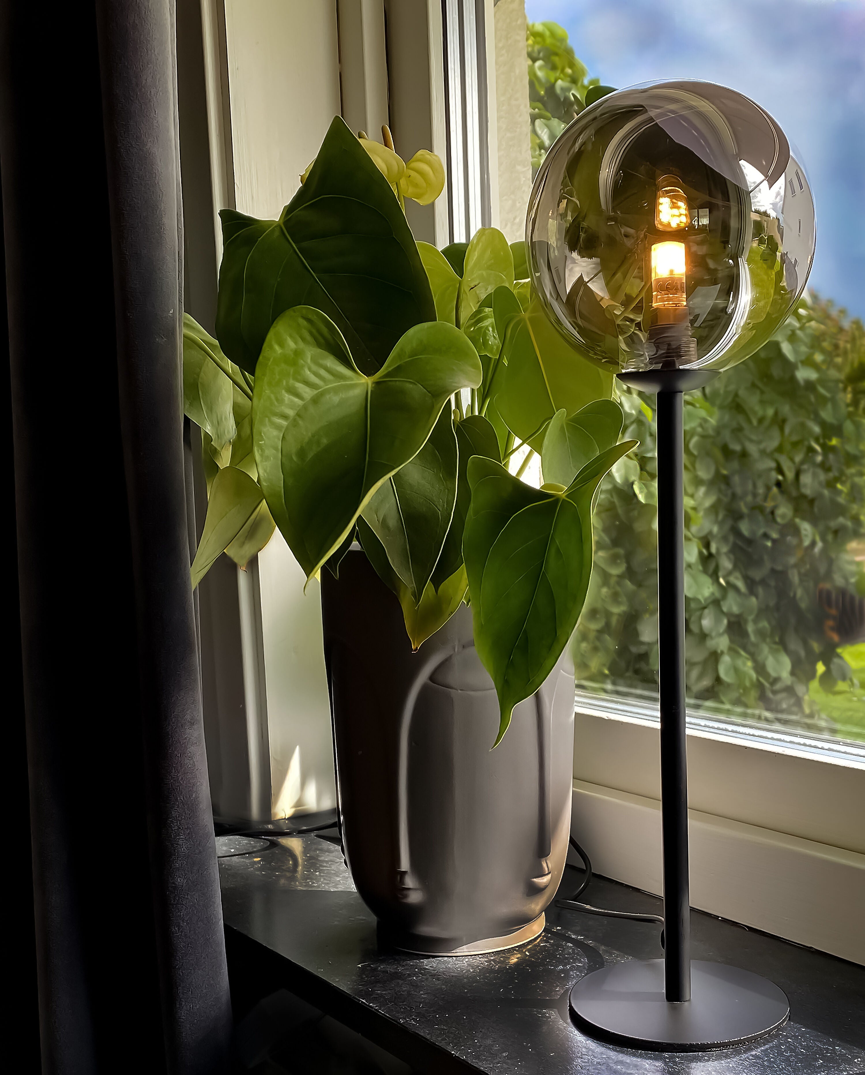 Aneta Home MOLEKYL bordslampa hög