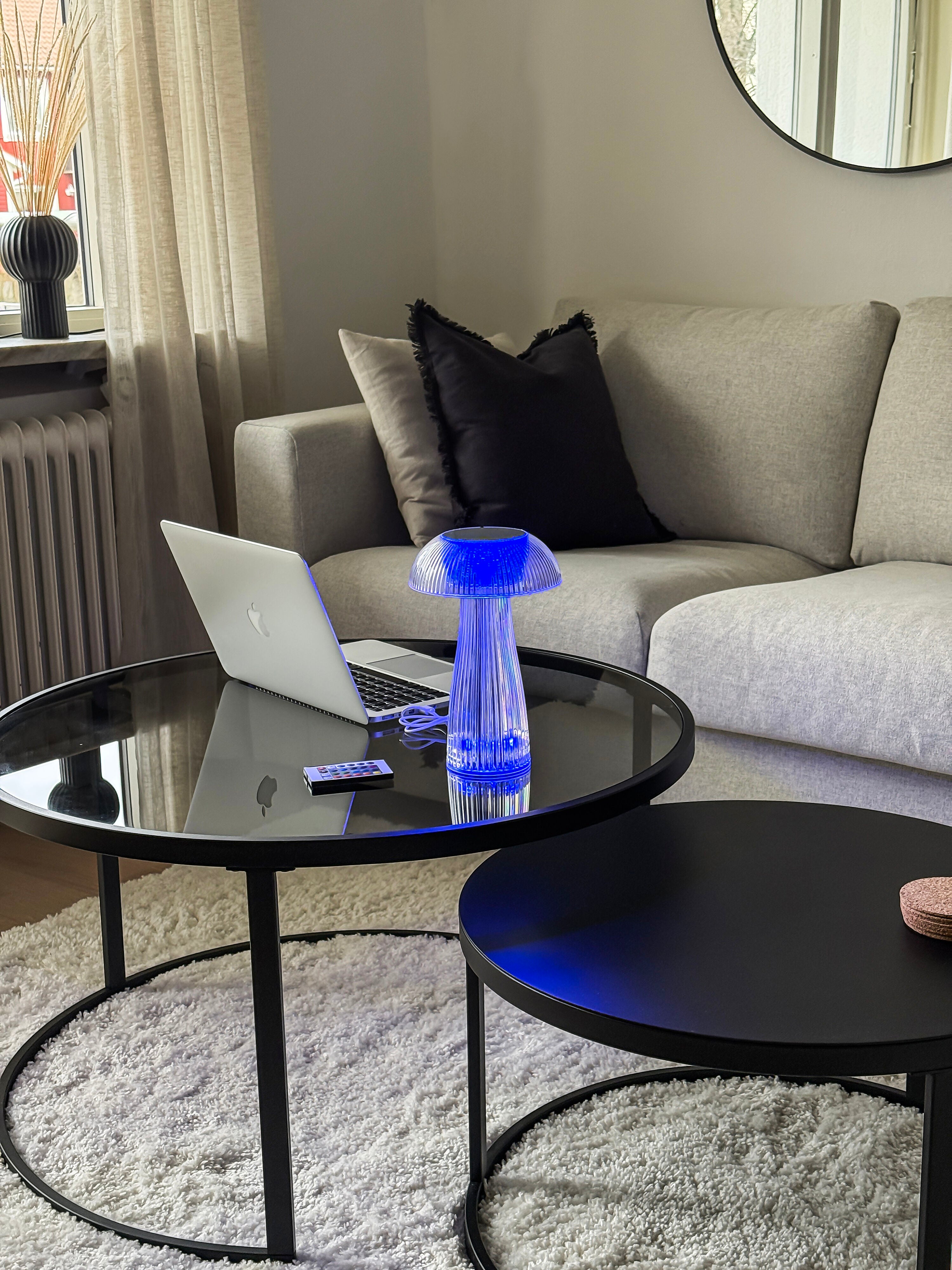 Aneta Home FUNGI laddbar bordslampa