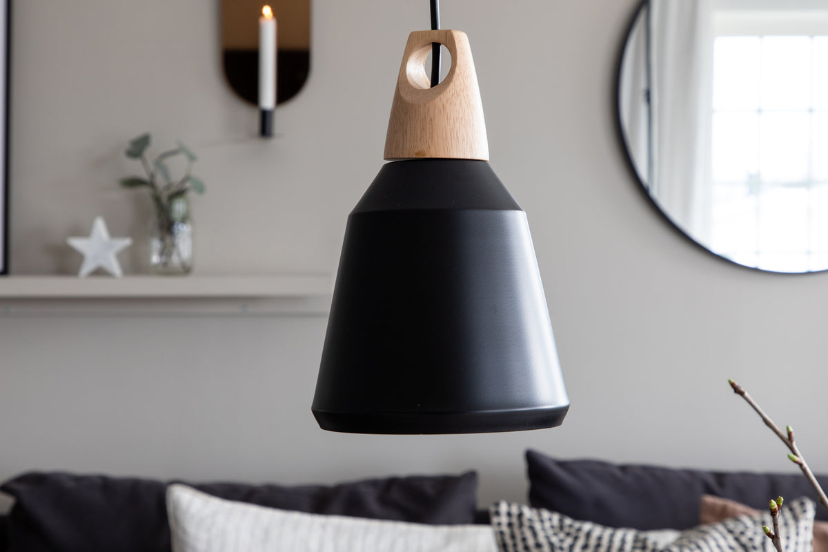 Venture Design Nao Taklampor Svart