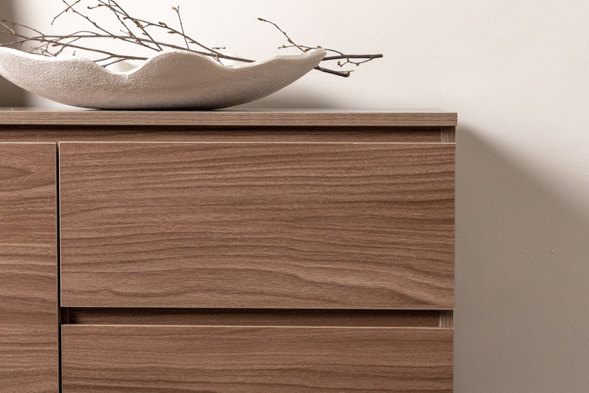 Venture Design Corpus Byrå 40 x 56 x 138
