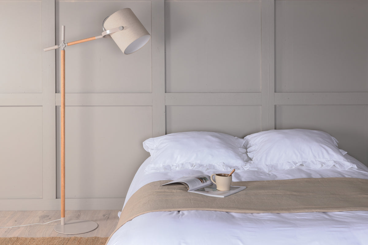 Venture Design Dennis Golvlampor Beige