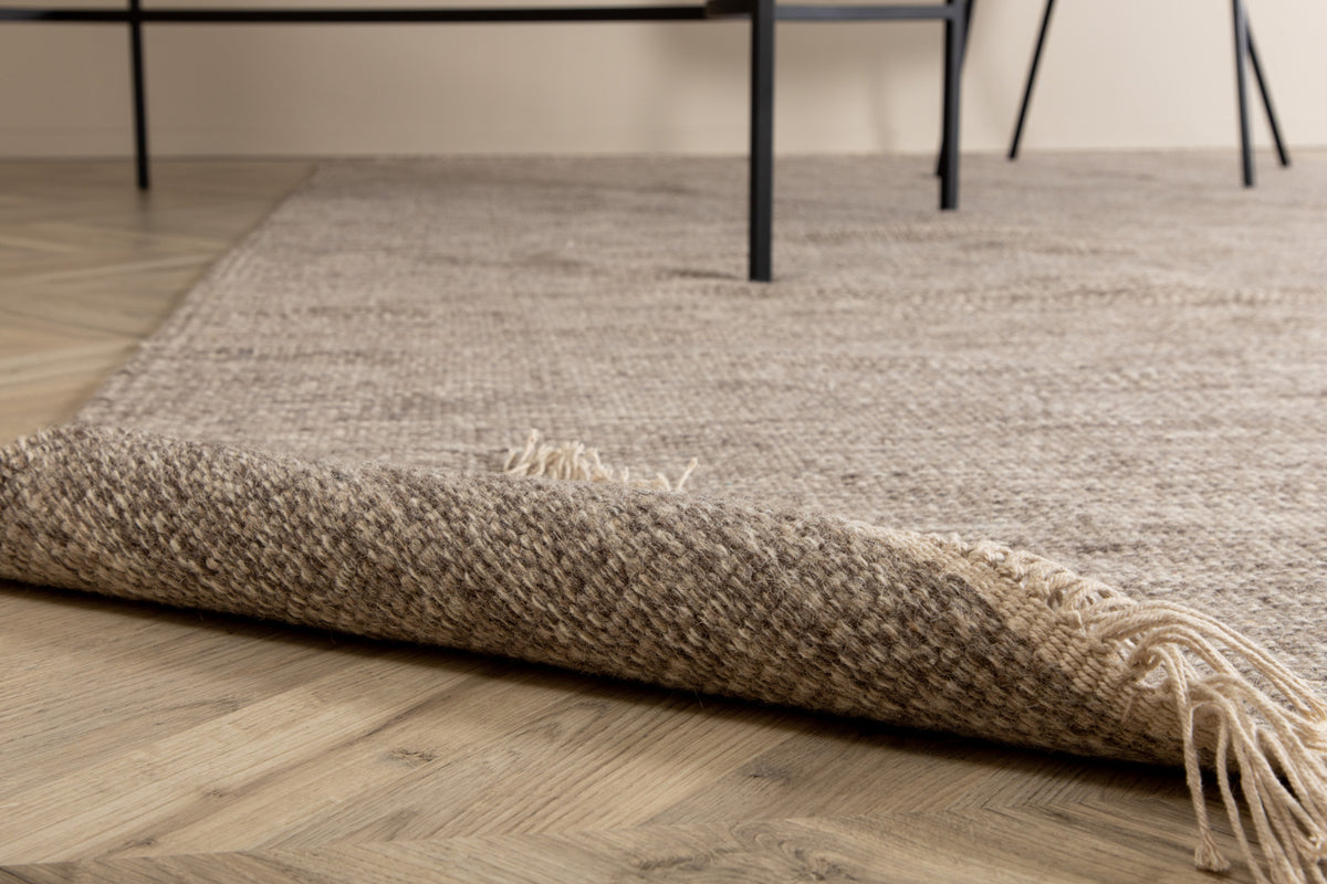 Venture Design Cyrus Rektangulära Mattor 230 x 160 Beige
