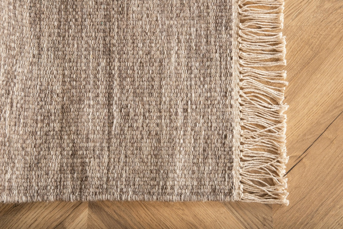 Venture Design Cyrus Rektangulära Mattor 250 x 80 Beige