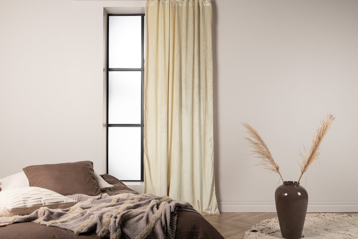 Venture Design Mary Gardiner 250 × 135