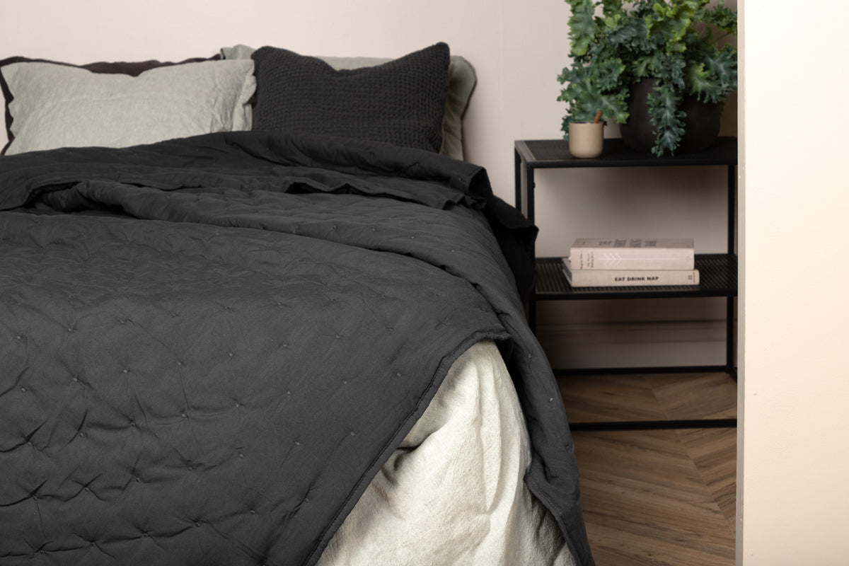 Venture Design Sally Överkast 180 x 260 Antracit